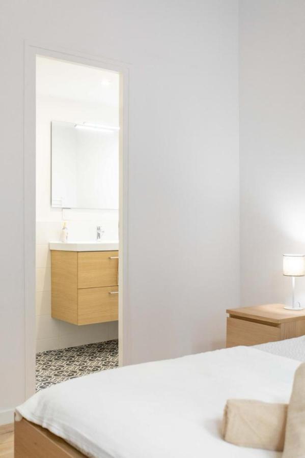 Apartment Grand T4 Avec 3sdb - Quartier Joliette - Ideal Familles Et Groupes *